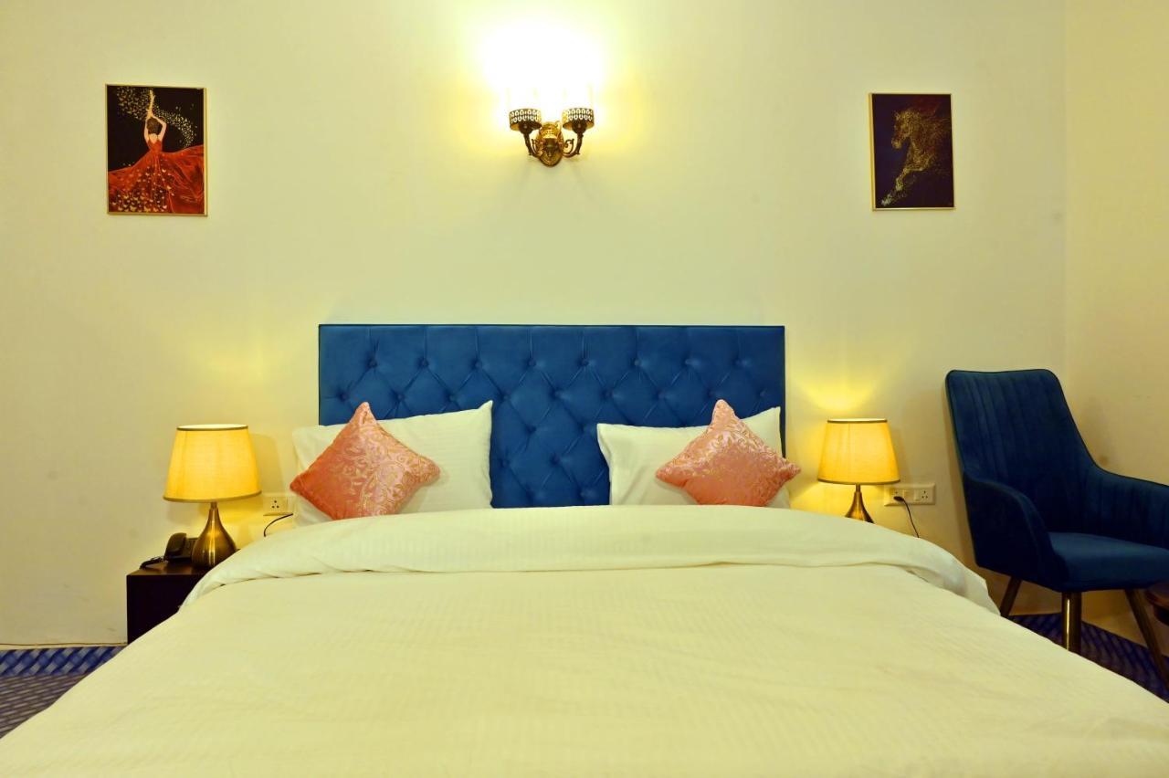Jay Ally - Boutique Hotel New Delhi Eksteriør bilde